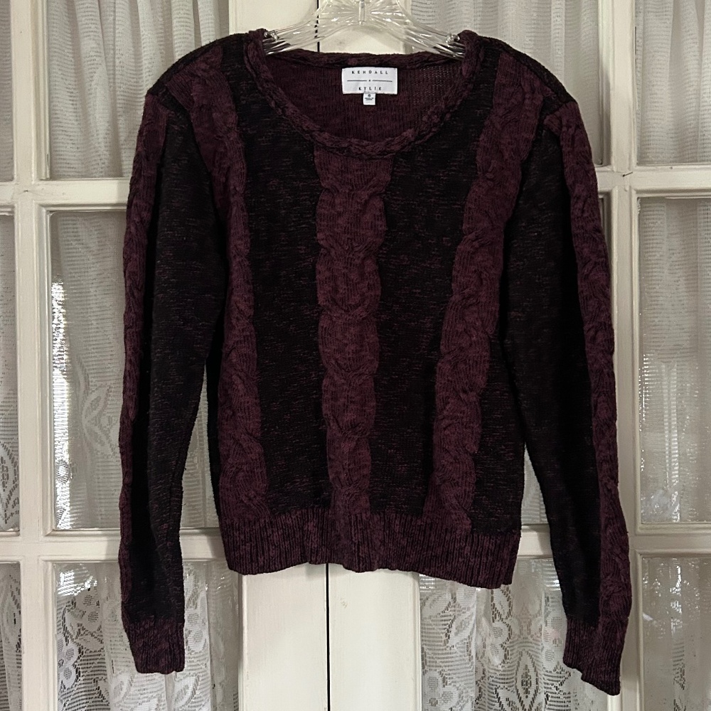 😉Bundle Days😉 Women’s Juniors Kendall + Kylie Geometric Sweater Vertical Stripe